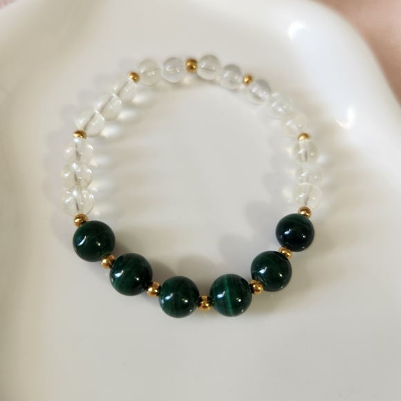 Jewelry - Stretchy Beaded Malachite Bracelet